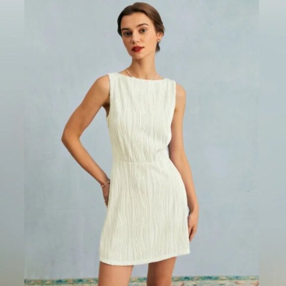 RIHOAS Dresses & Skirts - NWT Ripple Textured Sleeveless Cocktail Mini Dress (Med) Clean Girl Minimalist